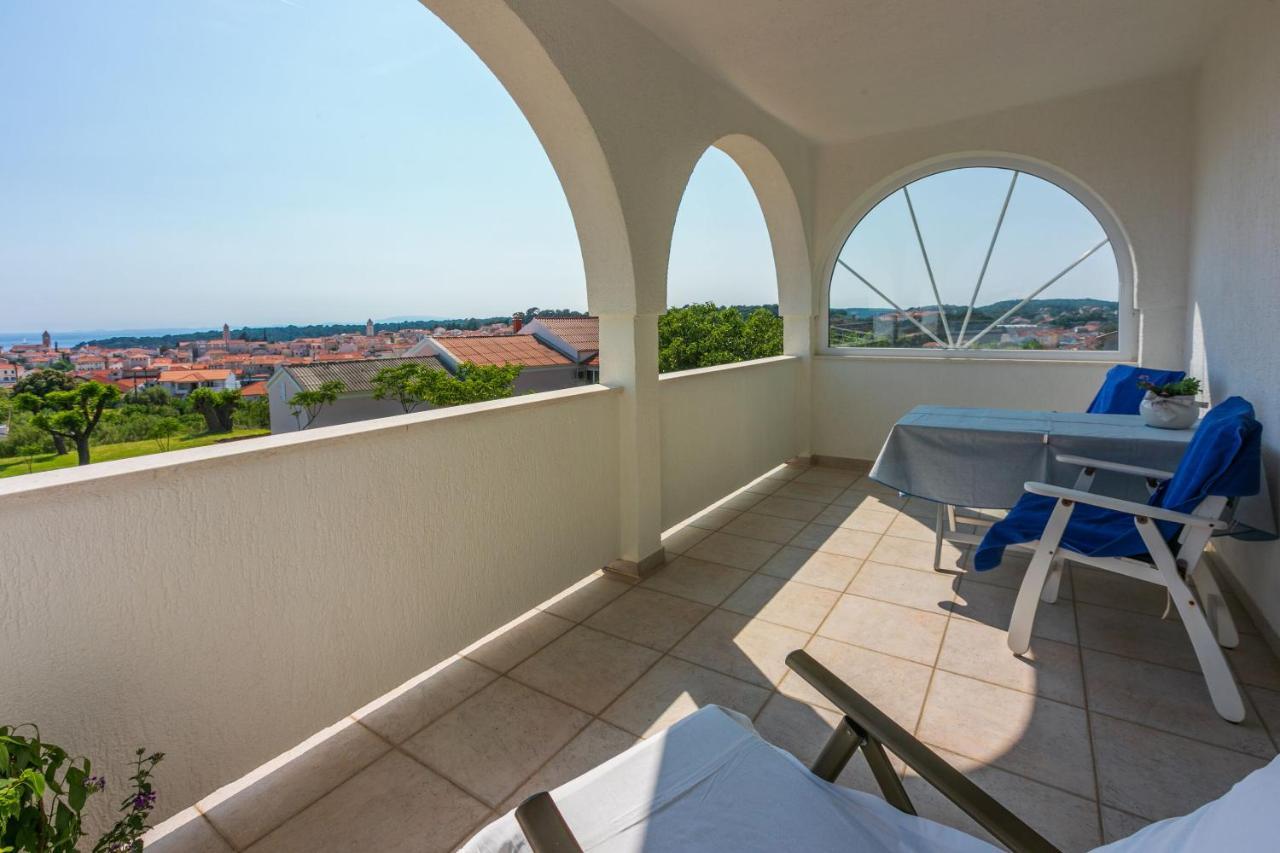 Apartments Vila Antula Banjol Ngoại thất bức ảnh