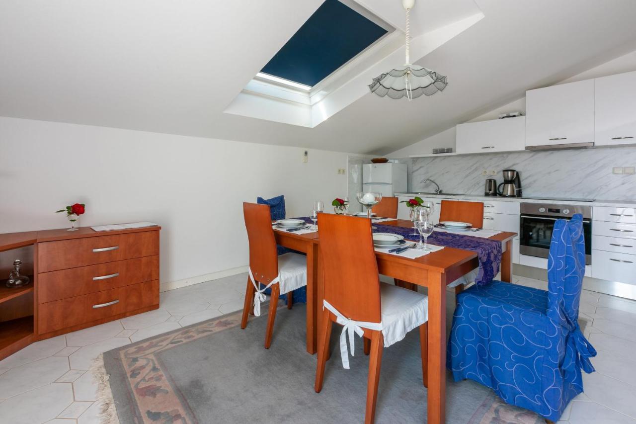 Apartments Vila Antula Banjol Ngoại thất bức ảnh
